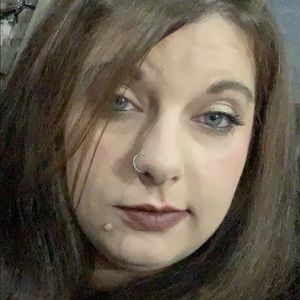 Meet your Posher, Shaya